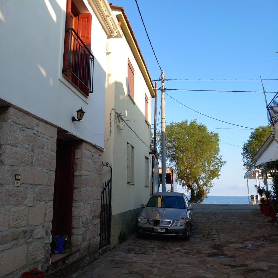 Agapis Apartments ペトラ エクステリア 写真